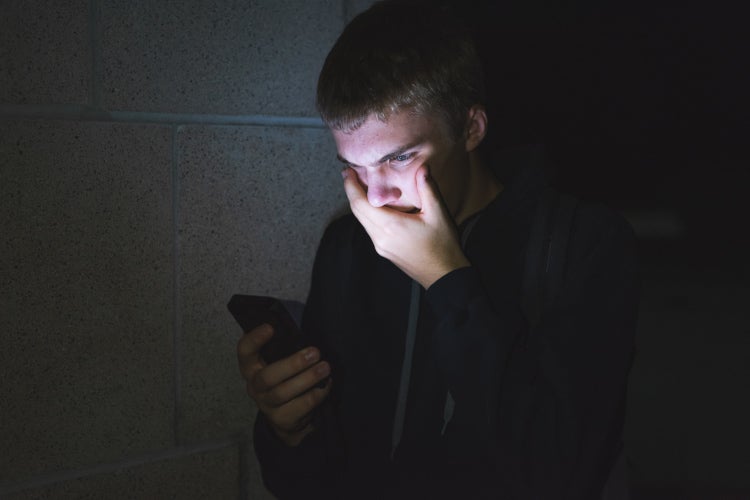 effects of cyberbullying social media